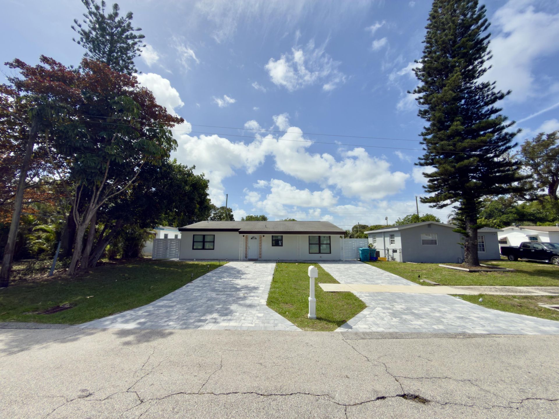 210 Ocean Parkway, Boynton Beach, FL 33435 Photo