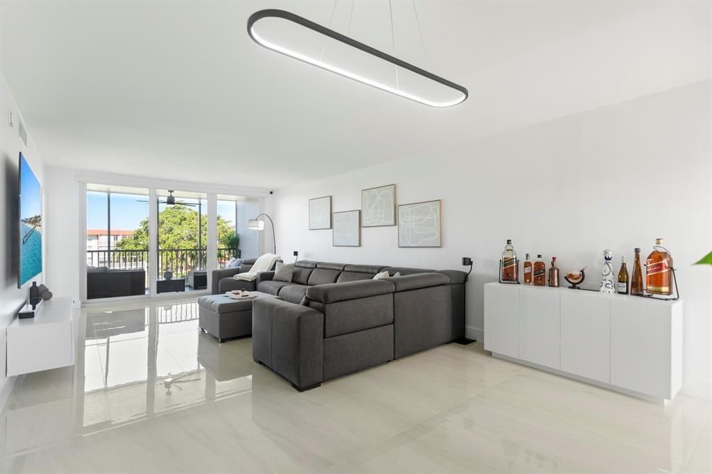 3100 NE 48th Court, Unit 413, Lighthouse Point, FL 33064 Photo