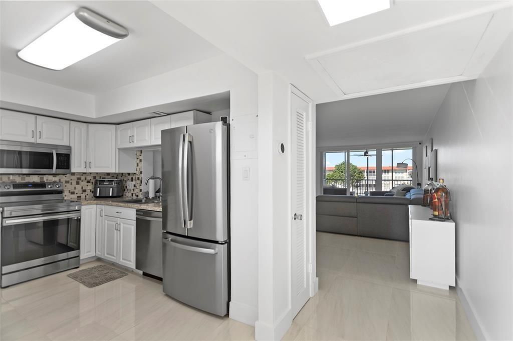 3100 NE 48th Court, Unit 413, Lighthouse Point, FL 33064 Photo