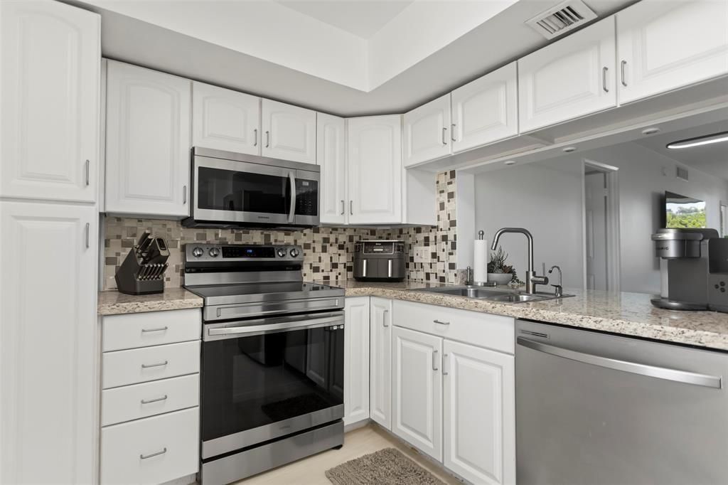 3100 NE 48th Court, Unit 413, Lighthouse Point, FL 33064 Photo