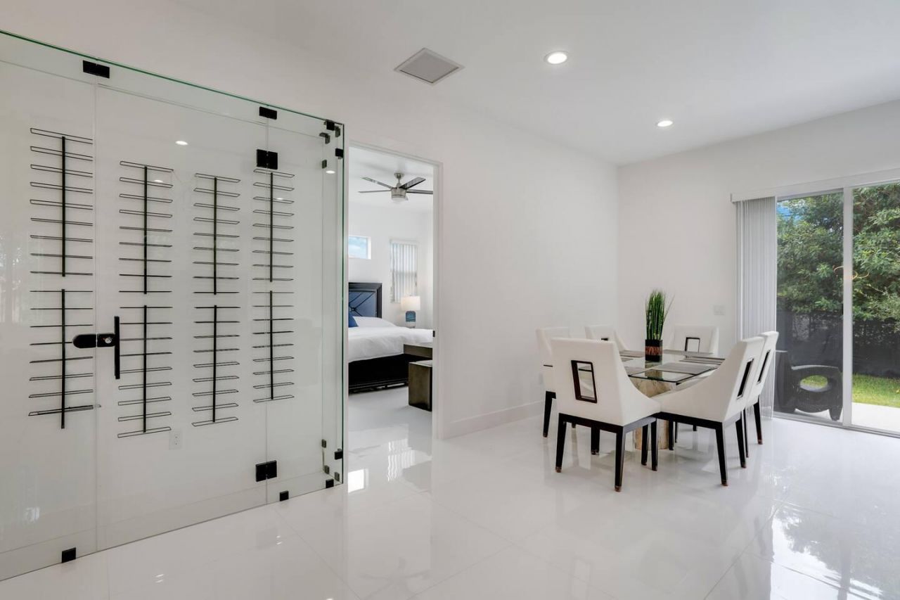 2962 NW 10th Court, Fort Lauderdale, FL 33311 Photo