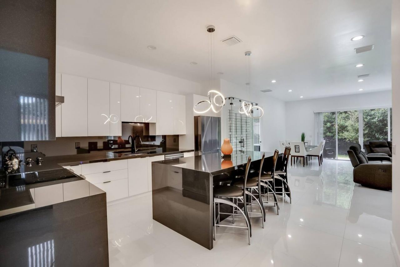 2962 NW 10th Court, Fort Lauderdale, FL 33311 Photo