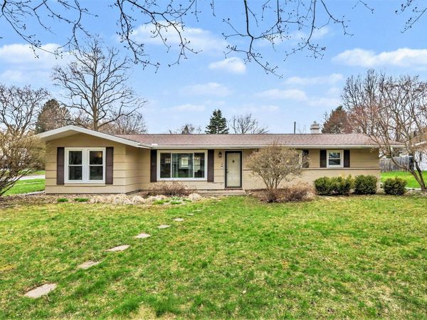 728 Chippewa Trail, Niles, MI 49120