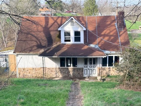 35 Florence Ave , Burgettstown, PA 15021