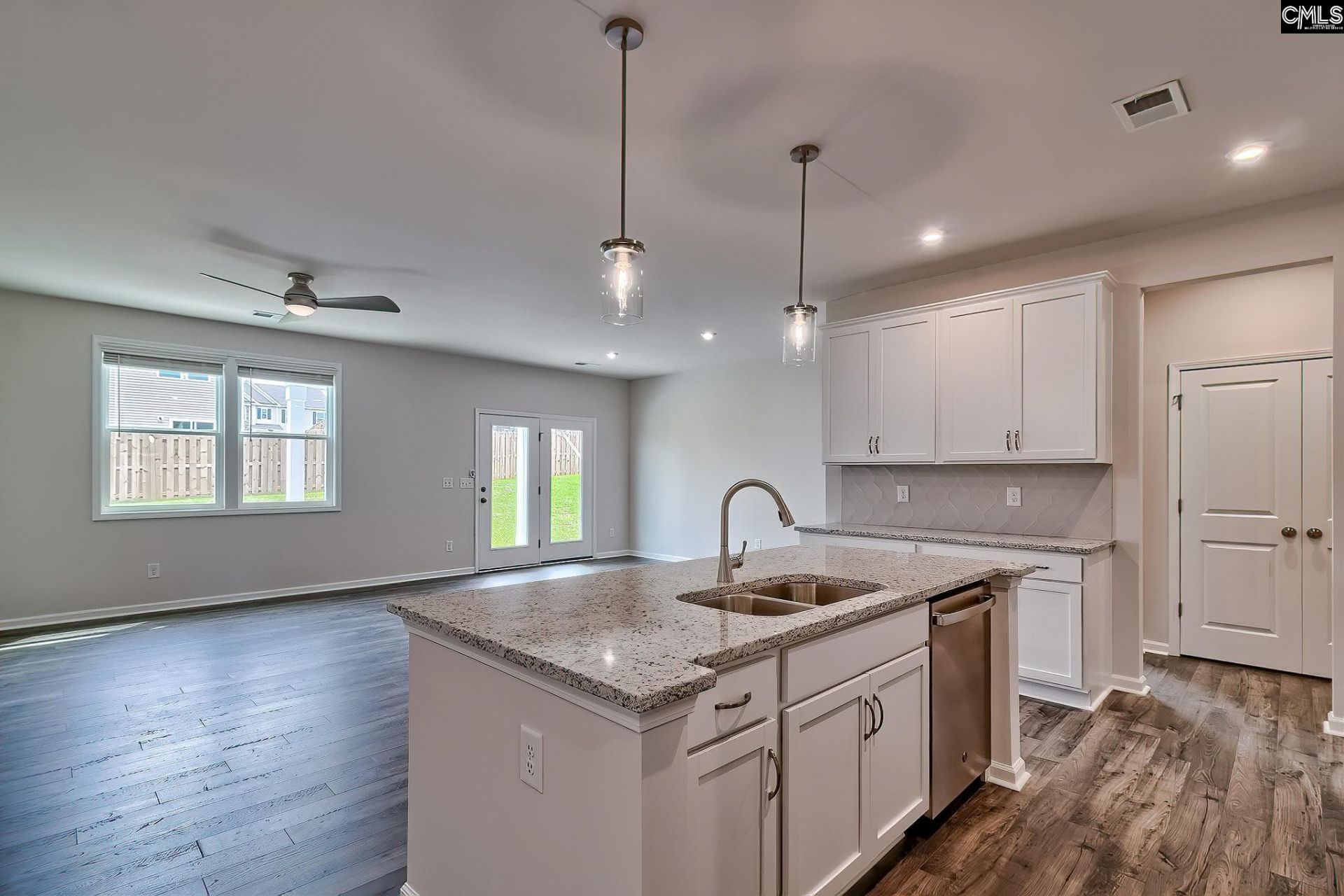 1919 Pink Orchard Court  Photo 8