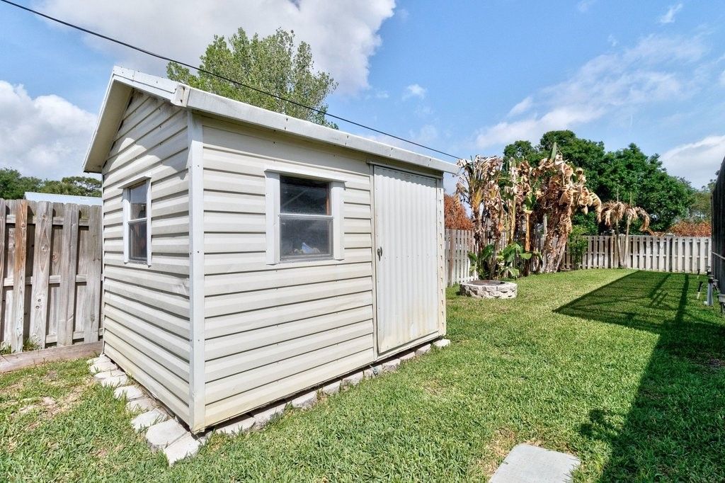 1371 Laconia Street, Sebastian, FL 32958 Photo