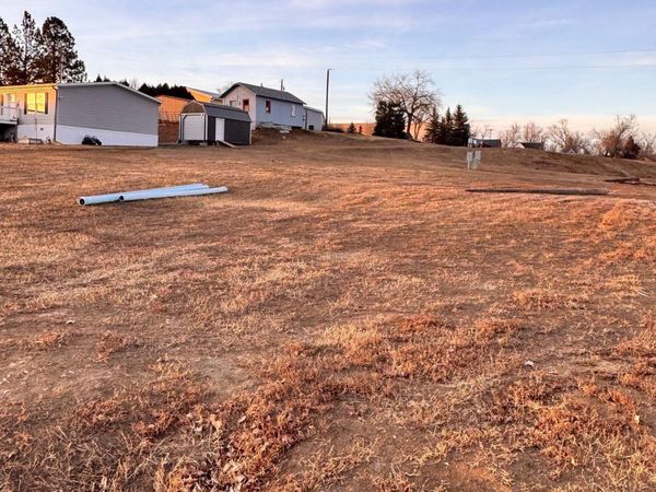 360 WHITNEY ST, Hermosa, SD 57744