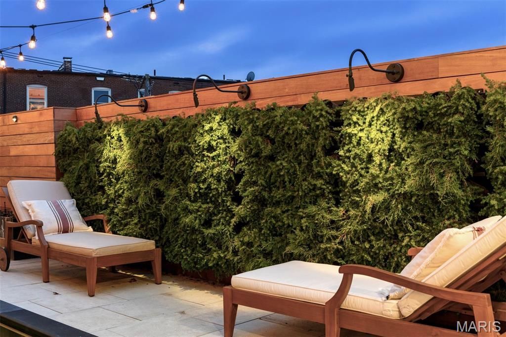 429 N Euclid Avenue , Saint Louis, MO 63108 Main Photo