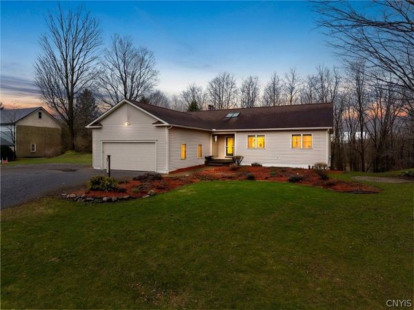 6537 State Route 80, Tully, NY 13159