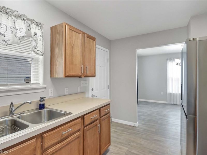 3241 W 50th Street, Cleveland, OH 44102 Photo 18