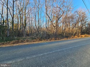 1 Ac PHYSIC SPRING ROAD , DILLWYN, VA 23936