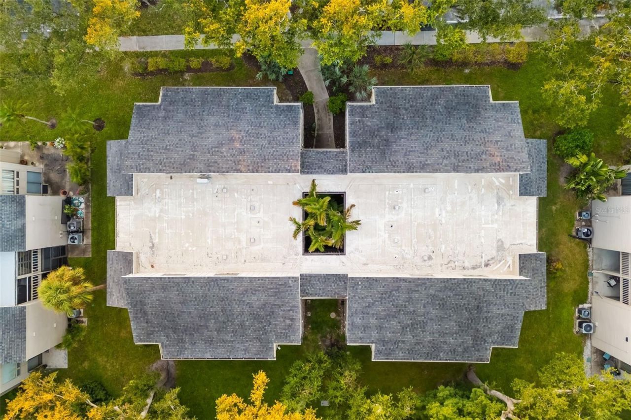 2224 Bahia Vista Street, Unit E1, Sarasota, FL 34239 Photo