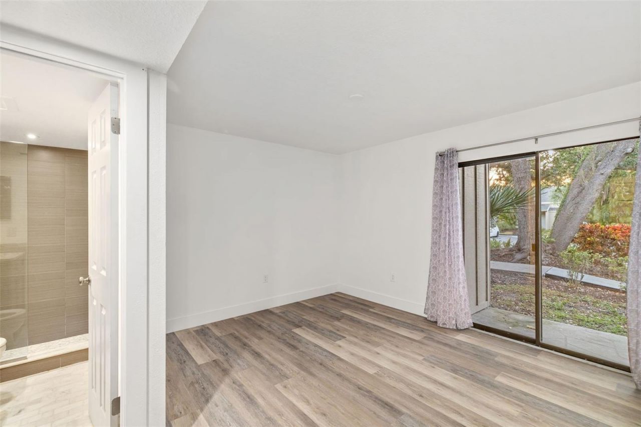 2224 Bahia Vista Street, Unit E1, Sarasota, FL 34239 Photo