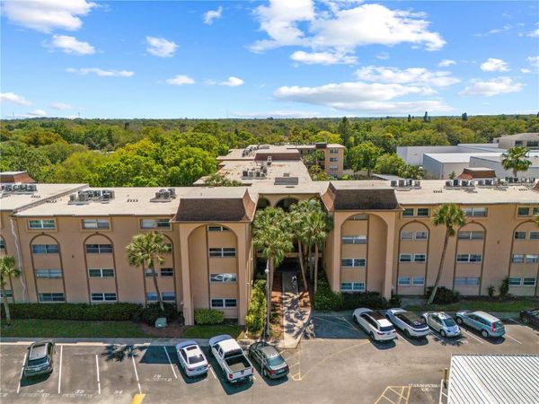 2525 W BAY DRIVE , Unit C21, BELLEAIR BLUFFS, FL 33770