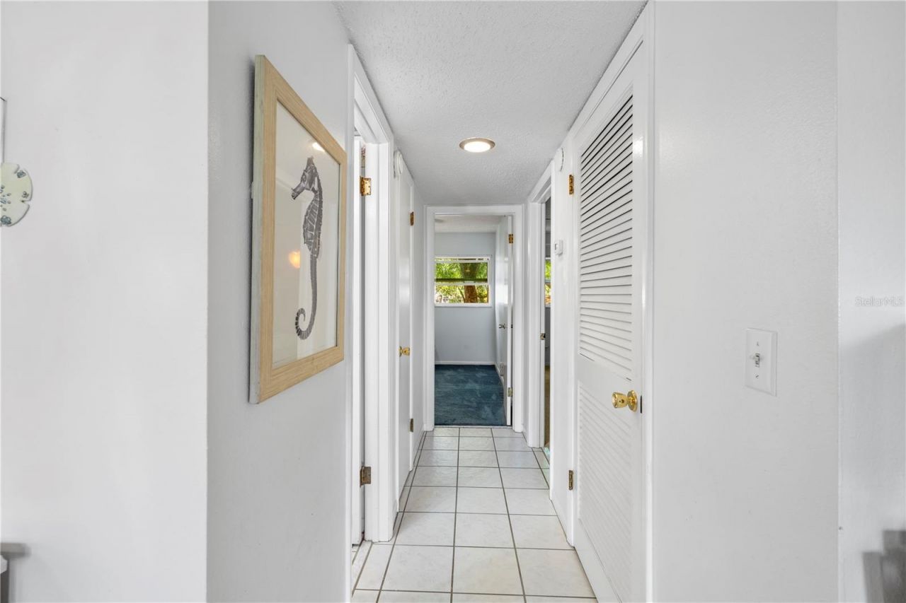 2525 W Bay Drive, Unit C21, Belleair Bluffs, FL 33770 Photo