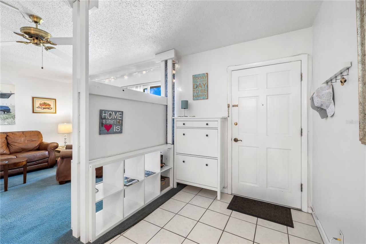 2525 W Bay Drive, Unit C21, Belleair Bluffs, FL 33770 Photo