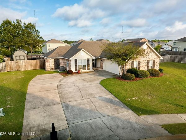 2101 Rhonda Avenue, Ocean Springs, MS 39564