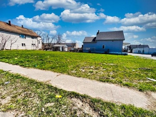 1342 Clinton Street , Buffalo, NY 14206