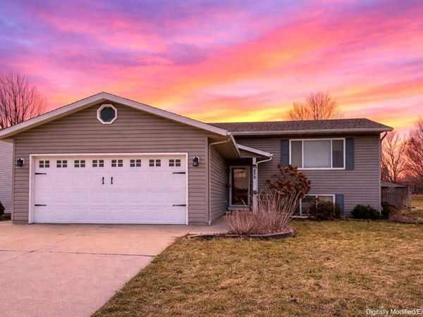 222 10th Avenue NW, Byron, MN 55920