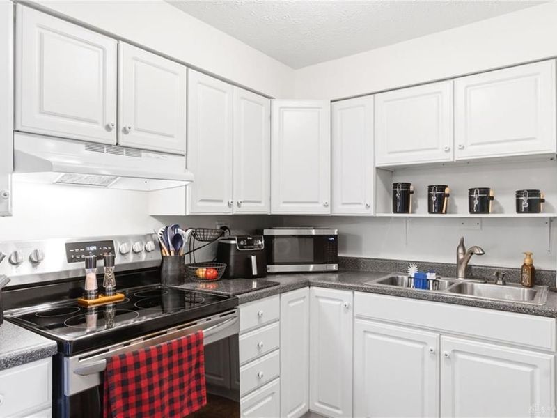 5171 Fishburg Road, Huber Heights, OH 45424 Photo 17