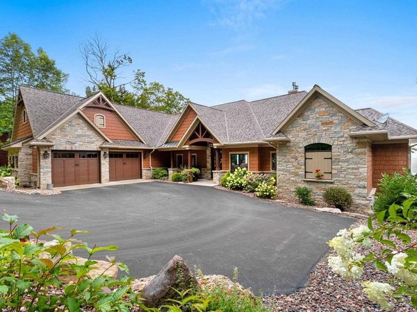 5229 EDGEWATER BEACH ROAD, Green Bay, WI 54311