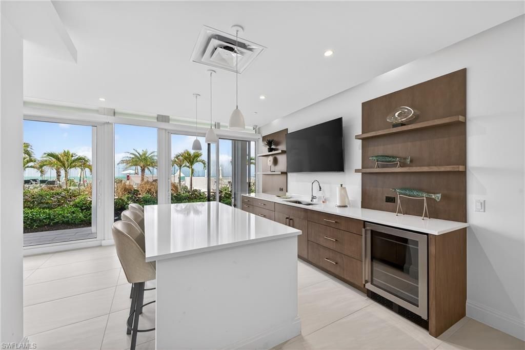 3443 Gulf Shore Blvd N, Unit 809, Naples, FL 34103 Photo