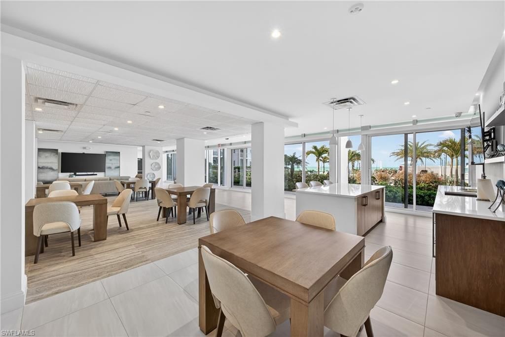 3443 Gulf Shore Blvd N, Unit 809, Naples, FL 34103 Photo