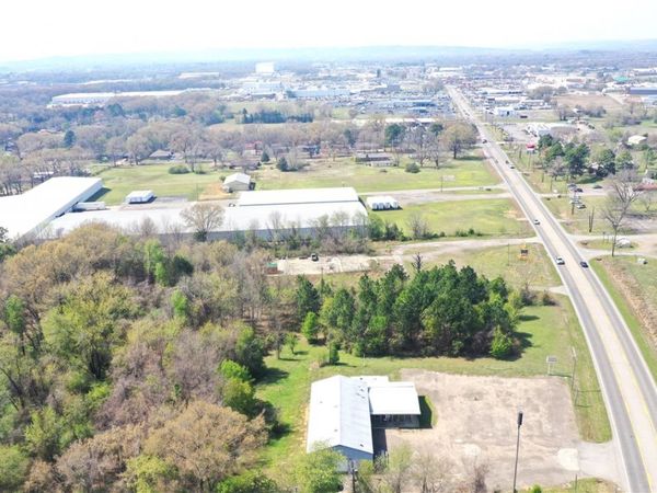 3616 E Main Street , Russellville, AR 72802