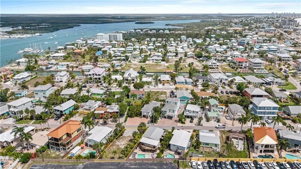 205 Miramar St, Fort Myers Beach, FL 33931 Photo