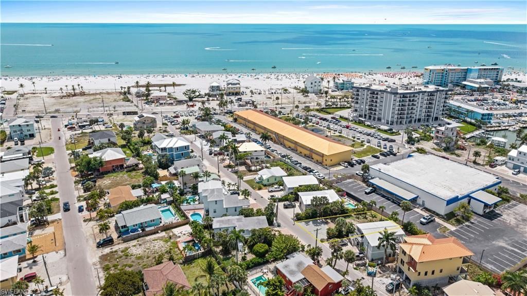 205 Miramar St, Fort Myers Beach, FL 33931 Photo