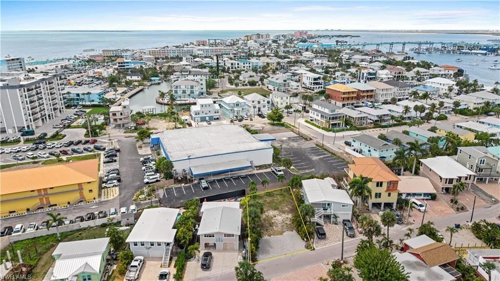 205 Miramar St, Fort Myers Beach, FL 33931 Photo