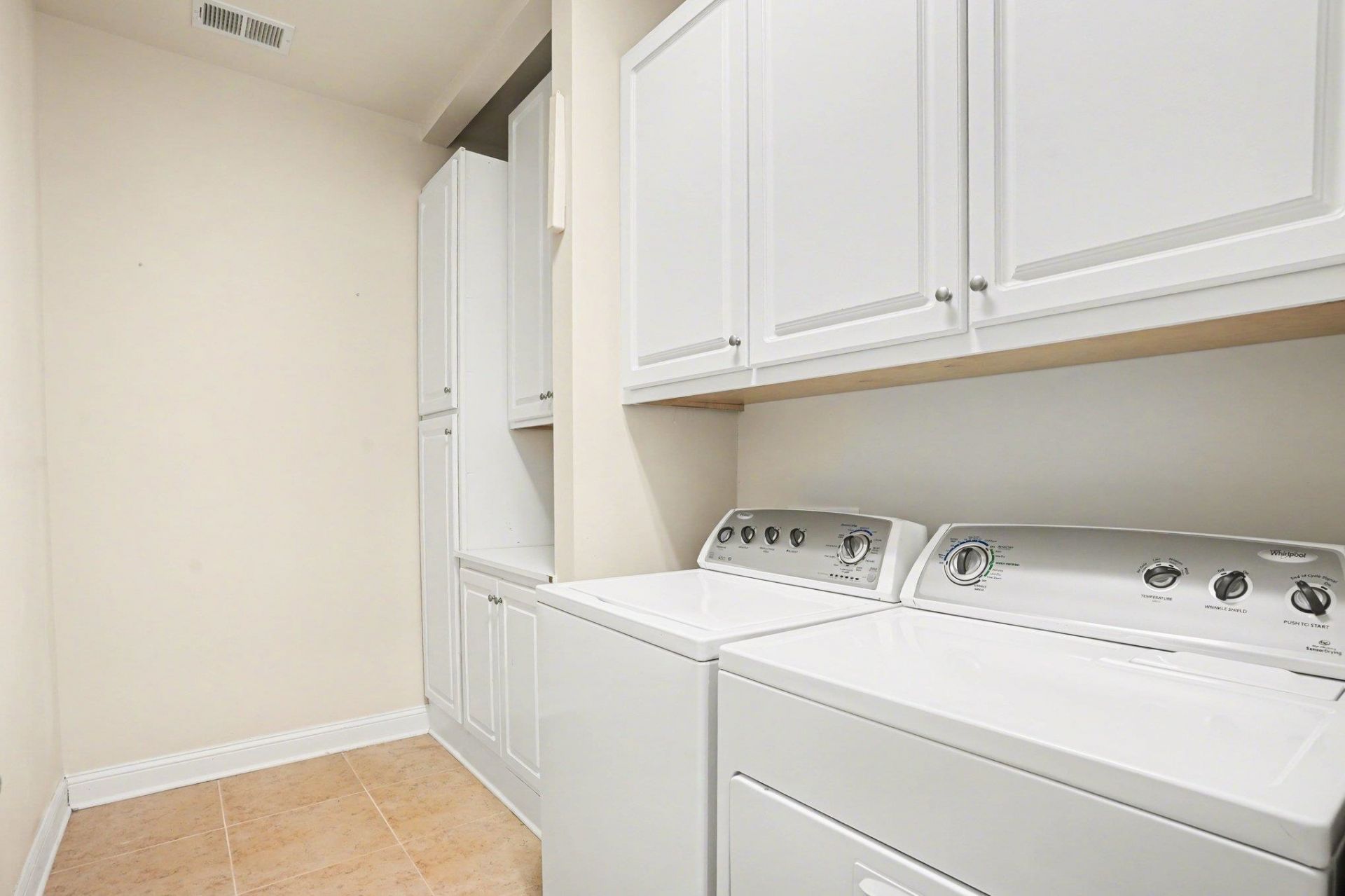 1786 Orchard Dr. Photo 34
