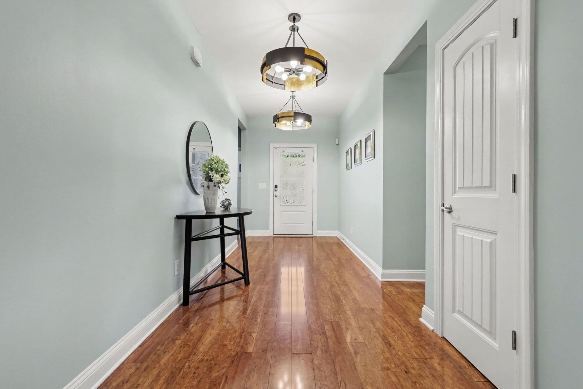 1786 Orchard Dr. Photo 4