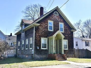 36 Hazel St, Attleboro, MA 02703