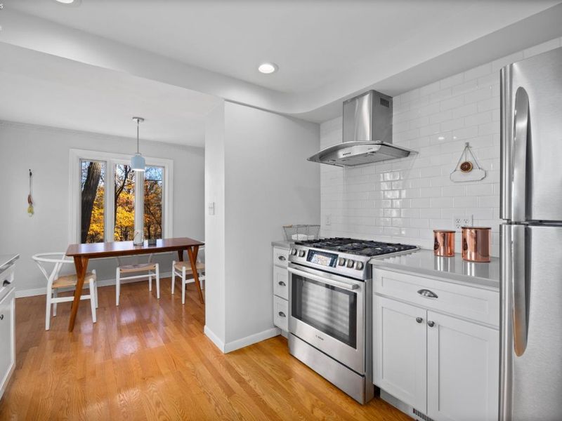 18500 Edgewood Drive, Rocky River, OH 44116 Photo 16