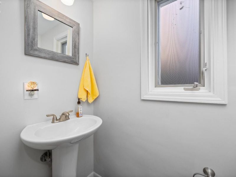 18500 Edgewood Drive, Rocky River, OH 44116 Photo 17