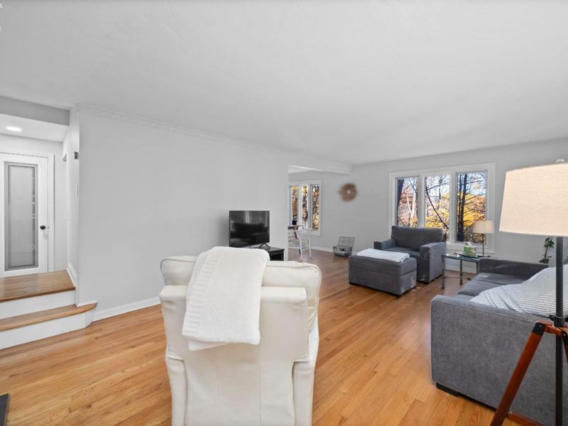 18500 Edgewood Drive, Rocky River, OH 44116 Photo 5