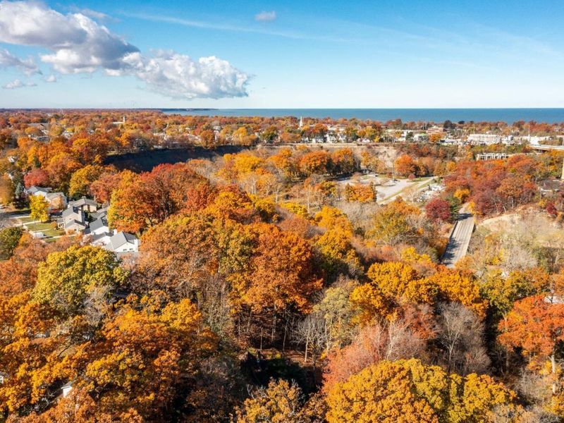 18500 Edgewood Drive, Rocky River, OH 44116 Photo 57