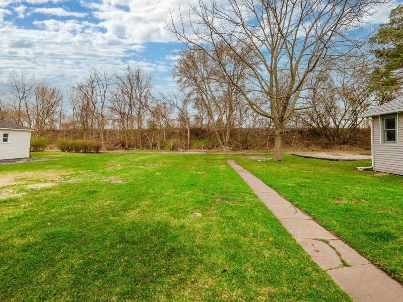 421 E 4th, Port Clinton, OH 43452 Photo 27