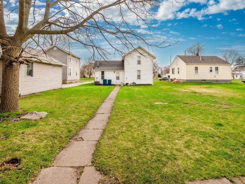 421 E 4th, Port Clinton, OH 43452 Photo 28