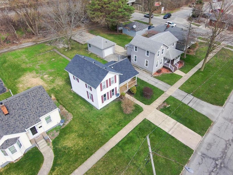 421 E 4th, Port Clinton, OH 43452 Photo 29