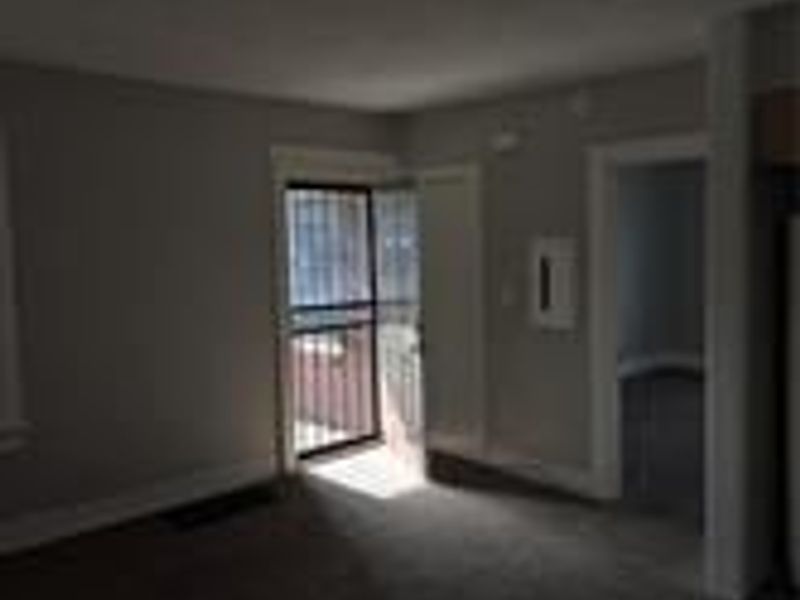 432 N Gettysburg Ave, Dayton, OH 45417 Photo 2