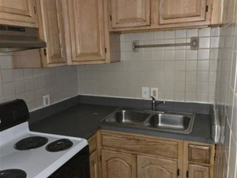 432 N Gettysburg Ave, Dayton, OH 45417 Photo 5