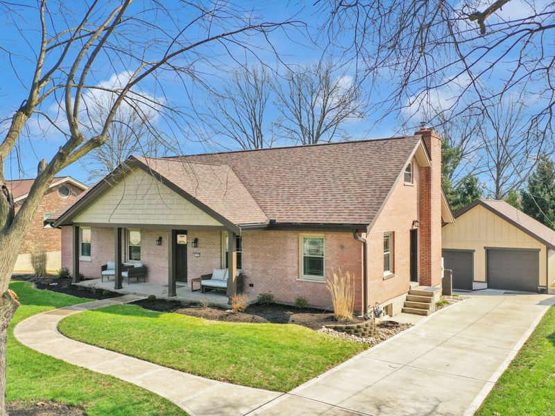 758 Meadow View Drive, Villa Hills, KY 41017 Photo 2