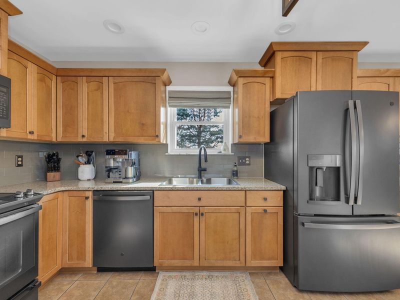 758 Meadow View Drive, Villa Hills, KY 41017 Photo 8