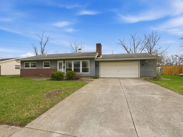 7521 Avalon Drive, Fort Wayne, IN 46819