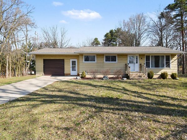 1181 68th Street SE, Grand Rapids, MI 49508