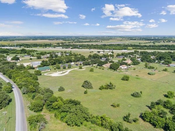 110 Brown Drive, Eddy, TX 76524