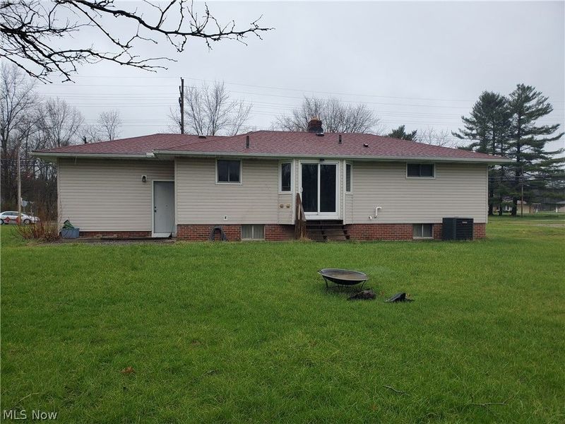 10755 Albion Road, North Royalton, OH 44133 Photo 2