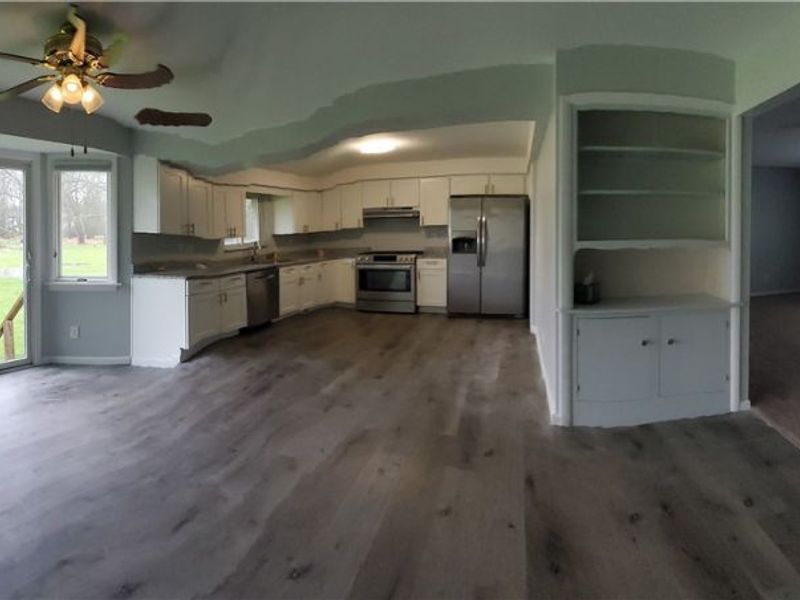 10755 Albion Road, North Royalton, OH 44133 Photo 4